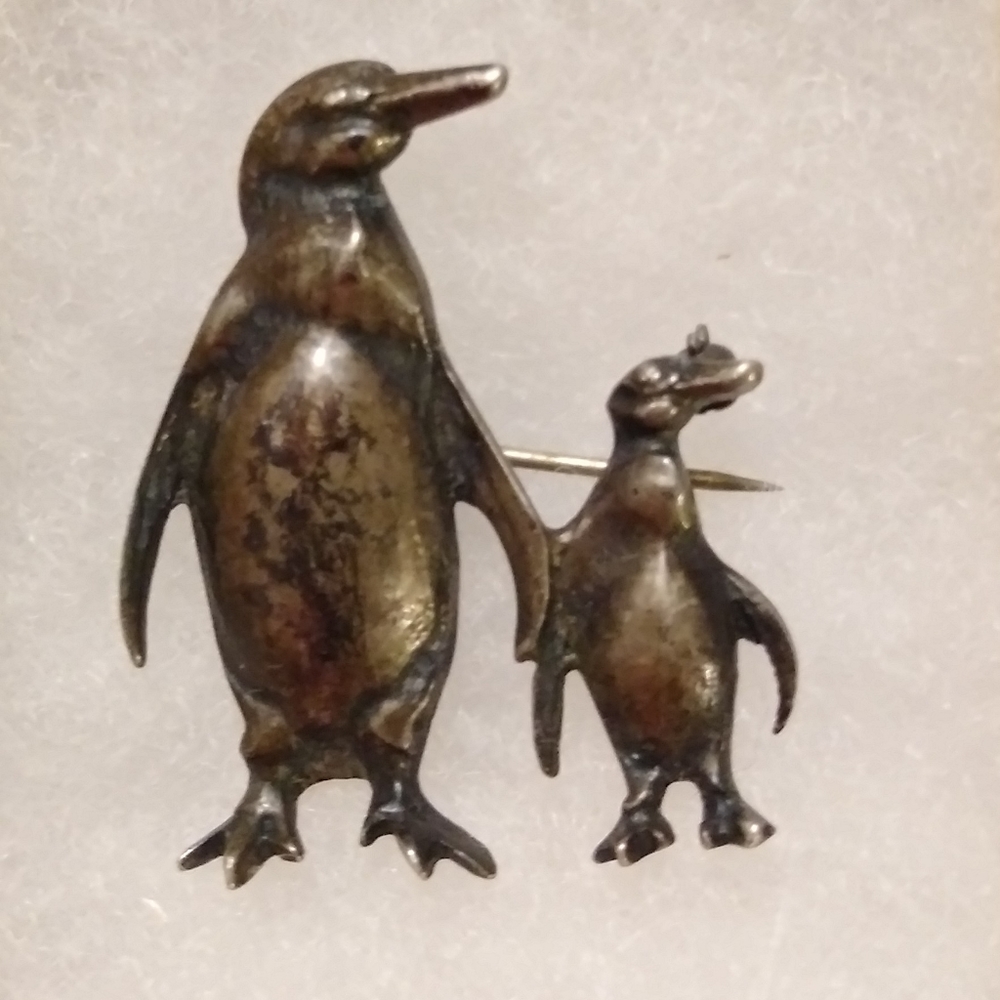 Antique Silver "Mom & baby" Penguin Brooch/Pin